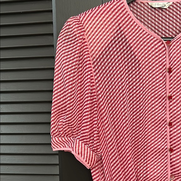 Adorable Vintage Coquette Striped Red and Pink Dress with Puff Sleeves, Size - Picture 13 of 16